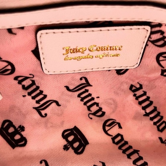 Juicy Couture White Mini Bag w/Strawberry Motif & removable coin purse - Picture 7 of 9